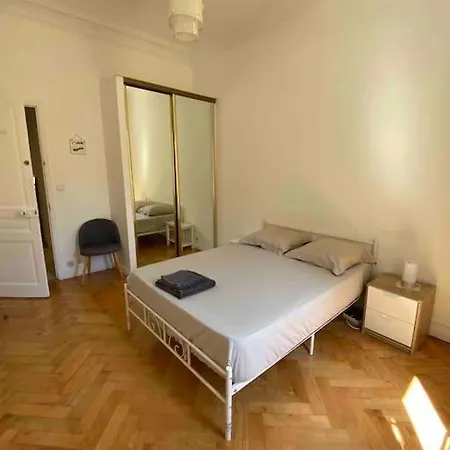 Cosy In Center Apartamento *
